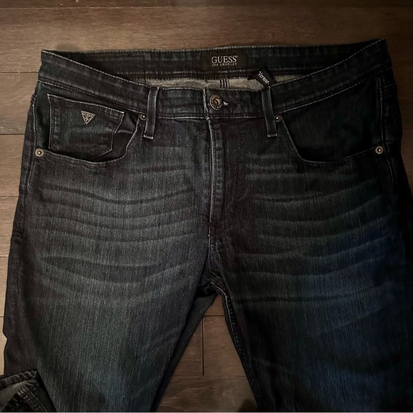 Guess Jeans - Picture 2 of 5